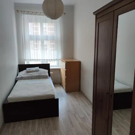 Apartment Near Center - Tolpy Park Проживание в семье Вроцлав
